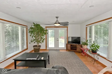 430 Meadow Circle Greenwood IN 46142