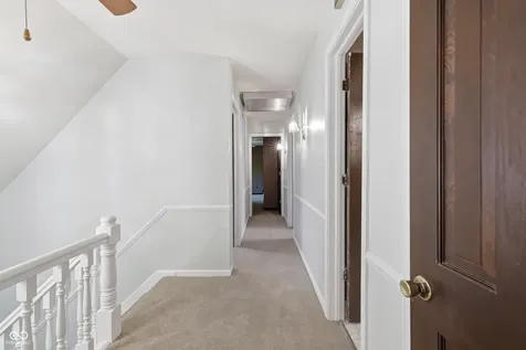 652 Sun Valley Court Indianapolis IN 46217