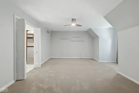 652 Sun Valley Court Indianapolis IN 46217