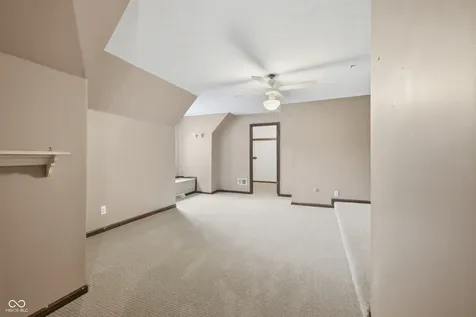652 Sun Valley Court Indianapolis IN 46217