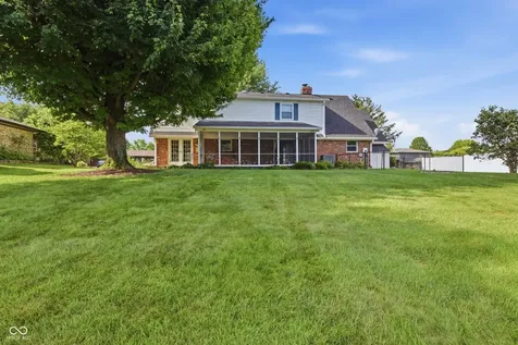 652 Sun Valley Court Indianapolis IN 46217
