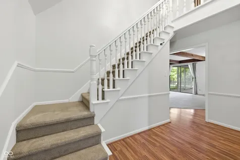 652 Sun Valley Court Indianapolis IN 46217