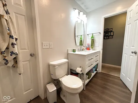 9102 Fireside Indianapolis IN 46250