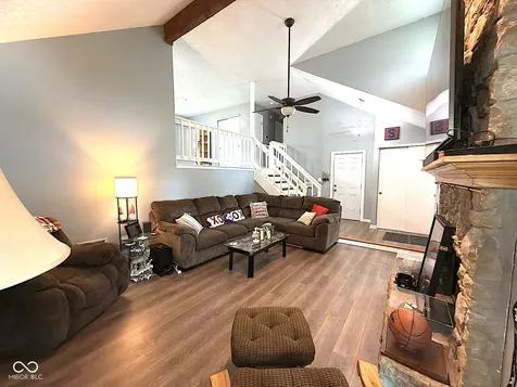 9102 Fireside Indianapolis IN 46250