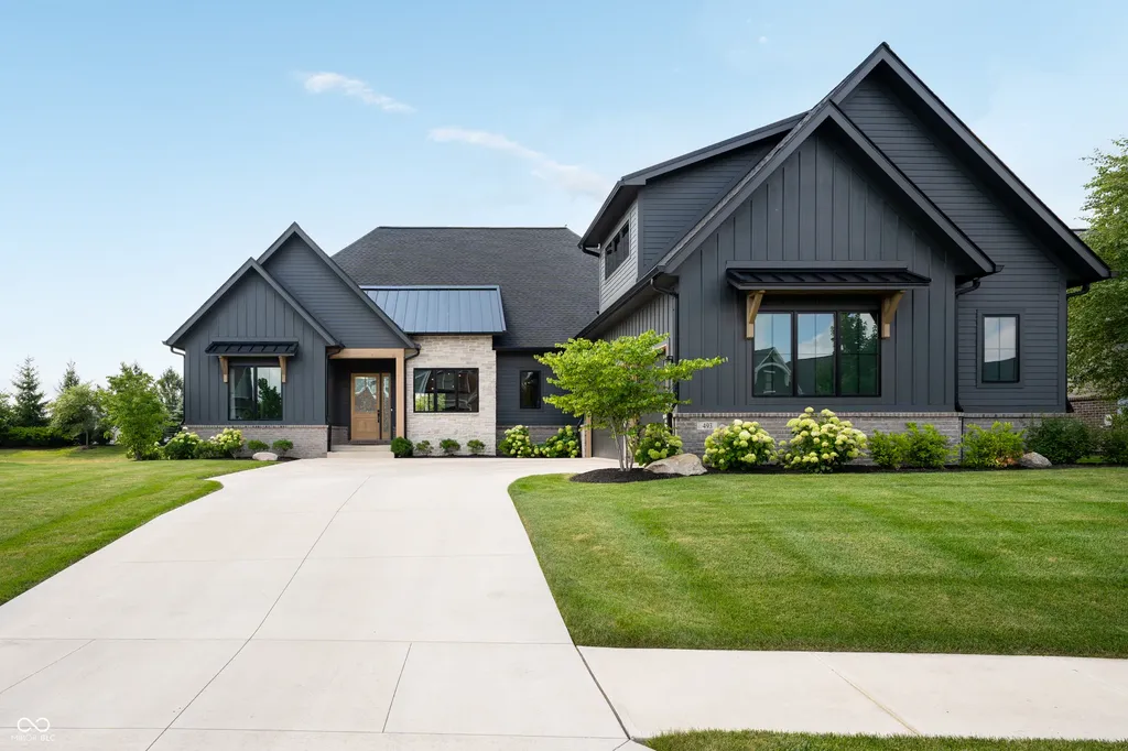 493 Chatham Hills Boulevard Westfield IN 46074