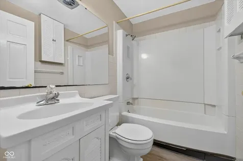 7565 Keating Drive Indianapolis IN 46260