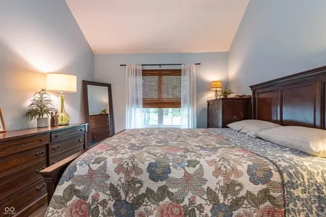 2209 S Laurelwood Drive Bloomington IN 47401