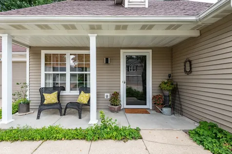 2209 S Laurelwood Drive Bloomington IN 47401