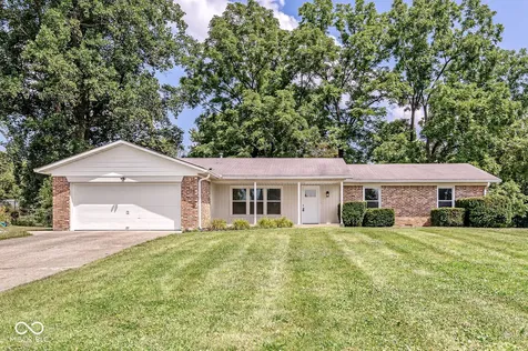 24 Hilltop Danville IN 46122