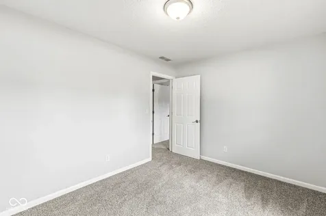 24 Hilltop Danville IN 46122
