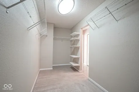 10155 Holly Berry Circle Fishers IN 46038