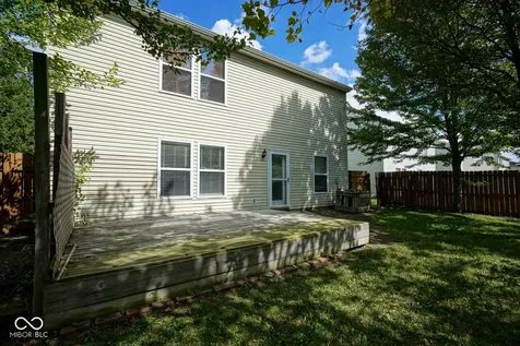 10155 Holly Berry Circle Fishers IN 46038