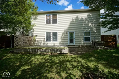 10155 Holly Berry Circle Fishers IN 46038