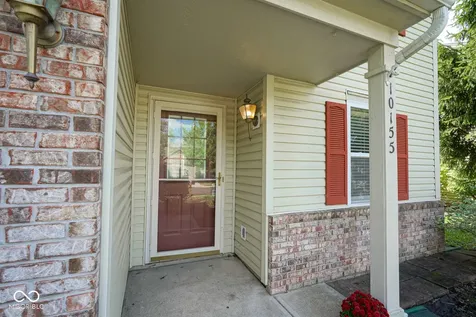 10155 Holly Berry Circle Fishers IN 46038