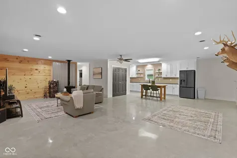 0 E Washboard Road Bloomfield IN 47424