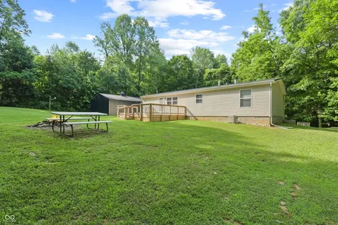 0 E Washboard Road Bloomfield IN 47424