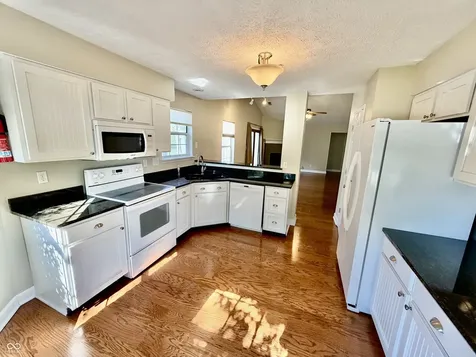 11069 Beech Drive Fishers IN 46038