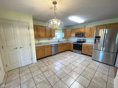 704 Sweet Creek Drive Indianapolis IN 46239