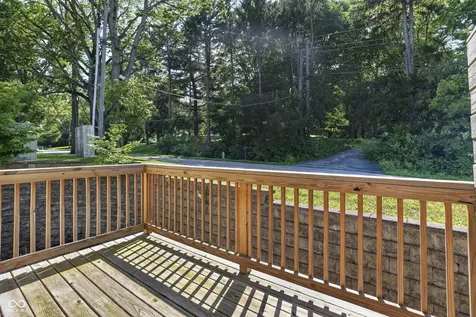 8105 Valley Farms Trail Indianapolis IN 46214