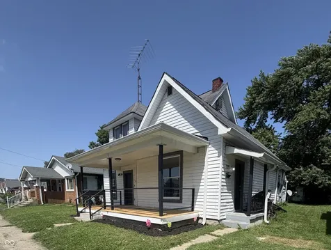 739 Maple Street Columbus IN 47201
