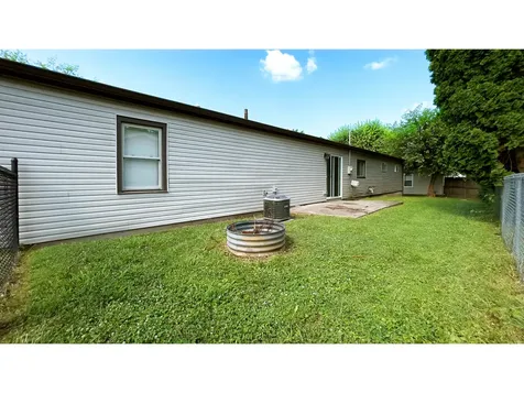 11 Sunset Manor Mooresville IN 46158