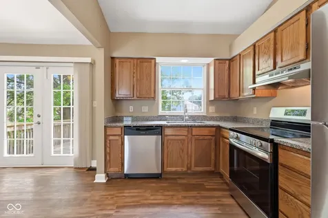 555 Hunters Trail Greenwood IN 46142
