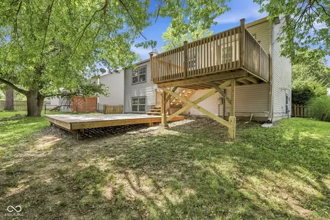 555 Hunters Trail Greenwood IN 46142