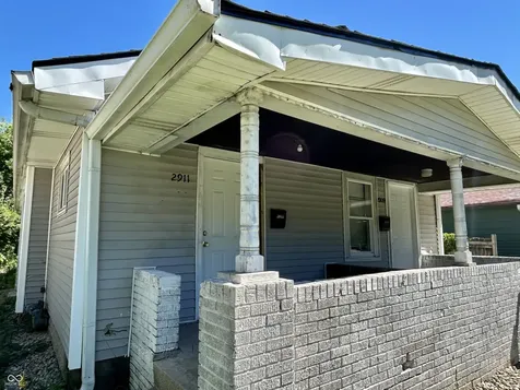 2909 E Brookside Avenue Indianapolis IN 46218