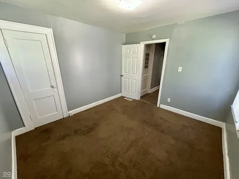 2909 E Brookside Avenue Indianapolis IN 46218