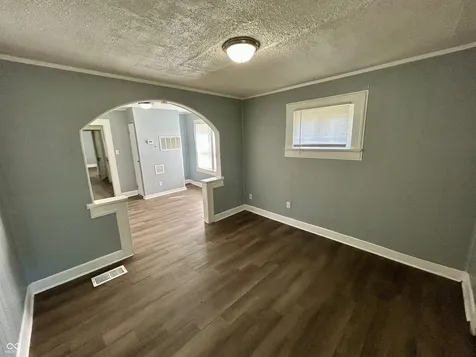 2909 E Brookside Avenue Indianapolis IN 46218