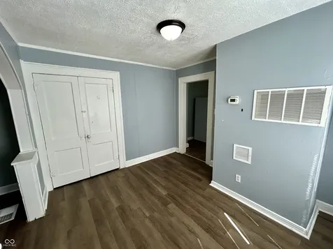 2909 E Brookside Avenue Indianapolis IN 46218