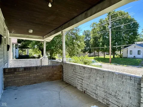 2909 E Brookside Avenue Indianapolis IN 46218