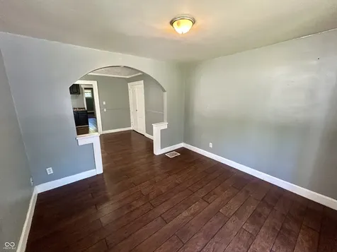 2909 E Brookside Avenue Indianapolis IN 46218