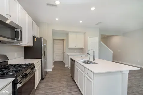 9583 Beckett Street Avon IN 46123