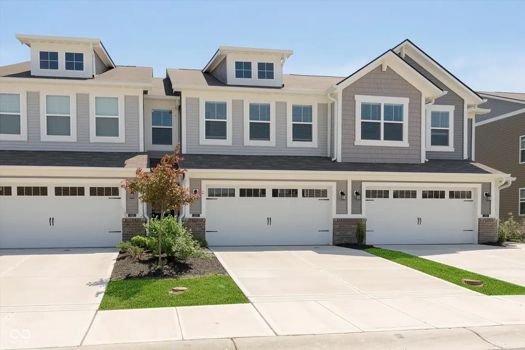 1237 Langham Street Avon IN 46123