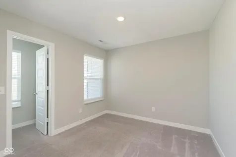 1237 Langham Street Avon IN 46123