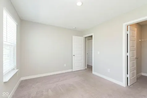 1237 Langham Street Avon IN 46123