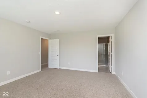 1237 Langham Street Avon IN 46123
