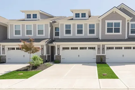 1237 Langham Street Avon IN 46123