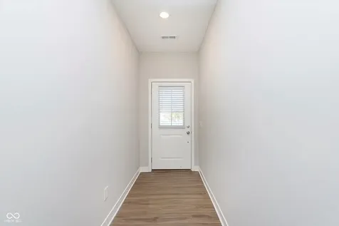 1237 Langham Street Avon IN 46123
