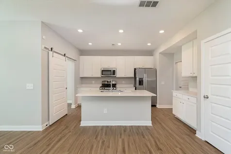 1237 Langham Street Avon IN 46123