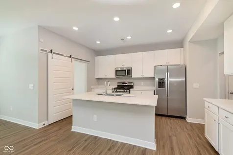 1237 Langham Street Avon IN 46123
