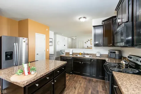 1966 Silverberry Drive Indianapolis IN 46234