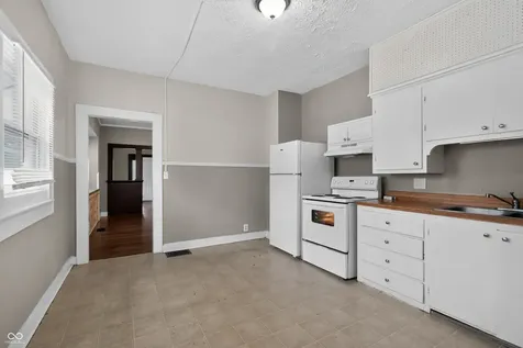 609 N Linwood Avenue Indianapolis IN 46201