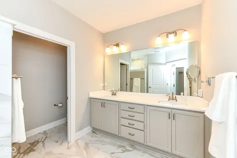 14913 Higgins Drive Westfield IN 46074