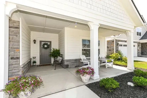 14913 Higgins Drive Westfield IN 46074