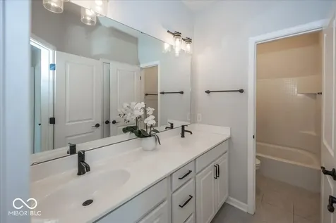 13103 Pennington Road Fishers IN 46037