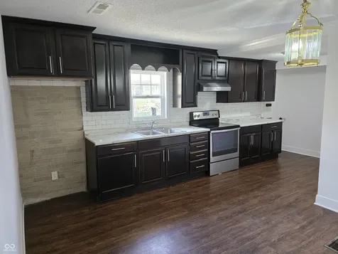 4608 E 21st Street Indianapolis IN 46218