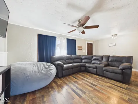 3039 S 450 E Anderson IN 46017