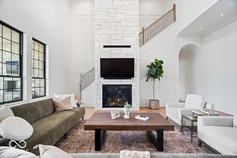 16195 Oak Road Westfield IN 46074